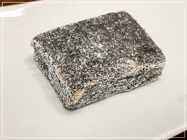 黒田官兵衛餅は黒かった