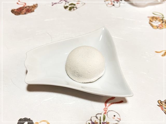 兵庫名物「塩見饅頭」のこしあん