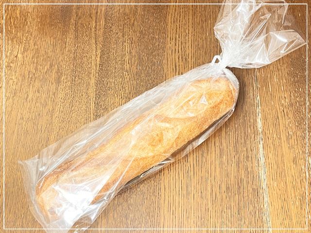 平野区のパン屋さん「トロワ」のバゲット